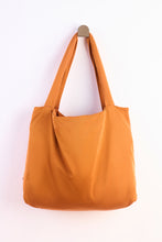 Load image into Gallery viewer, Stainless steel wall hook with brown bag
